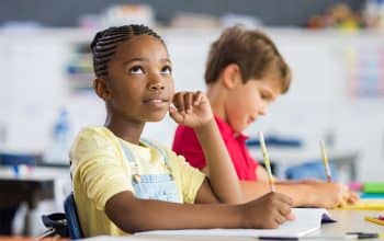 08-african-girl-thinking-in-class-P9TCHYE.jpg